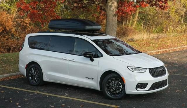 驚！約33萬(wàn)克萊斯勒大捷龍F(tuán)AV特別版官圖，洛杉磯車展亮相-有駕